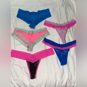 Victoria’s Secret Panties (4 medium, 1 OS) - Hot girl bundle :)